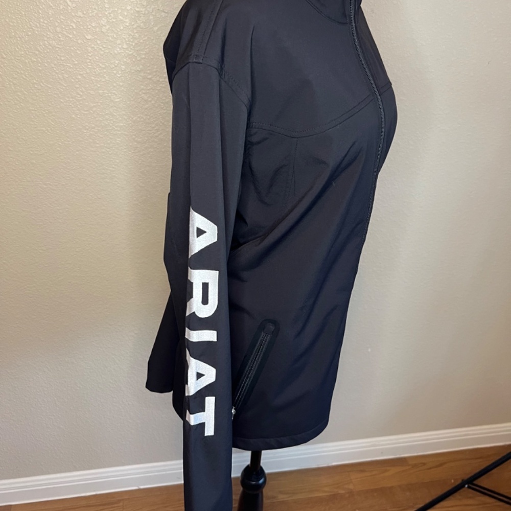 ARIAT Womens Team Softshell Jacket - Picture 2 of 12